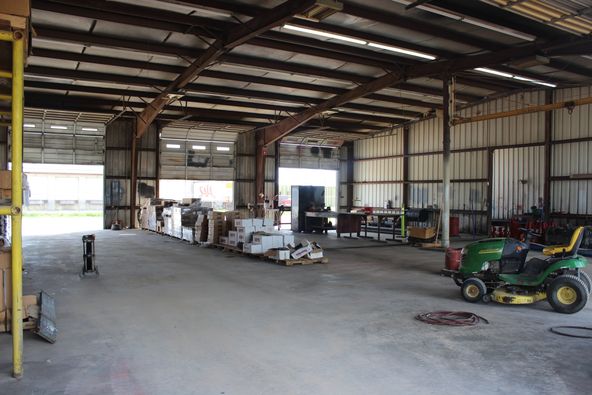 9305 U.S. 59, Victoria, TX 77905